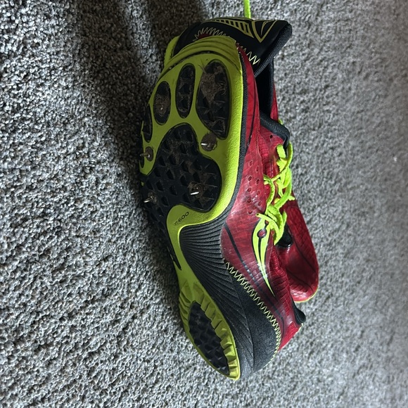 Saucony track spikes - Picture 3 of 3